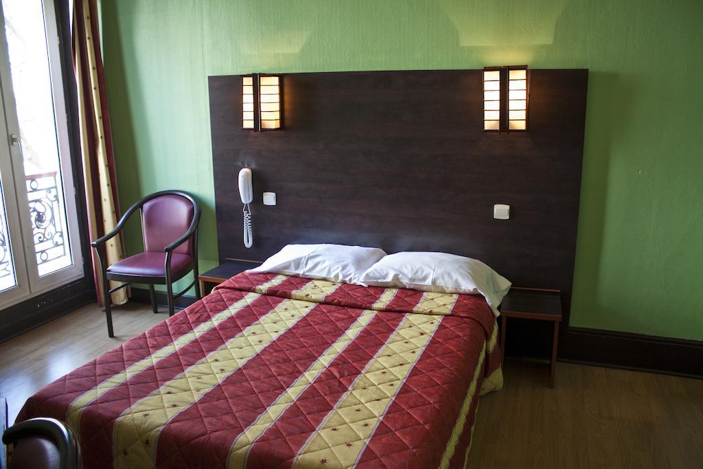 Hotel Cambrai Paříž Pokoj fotografie